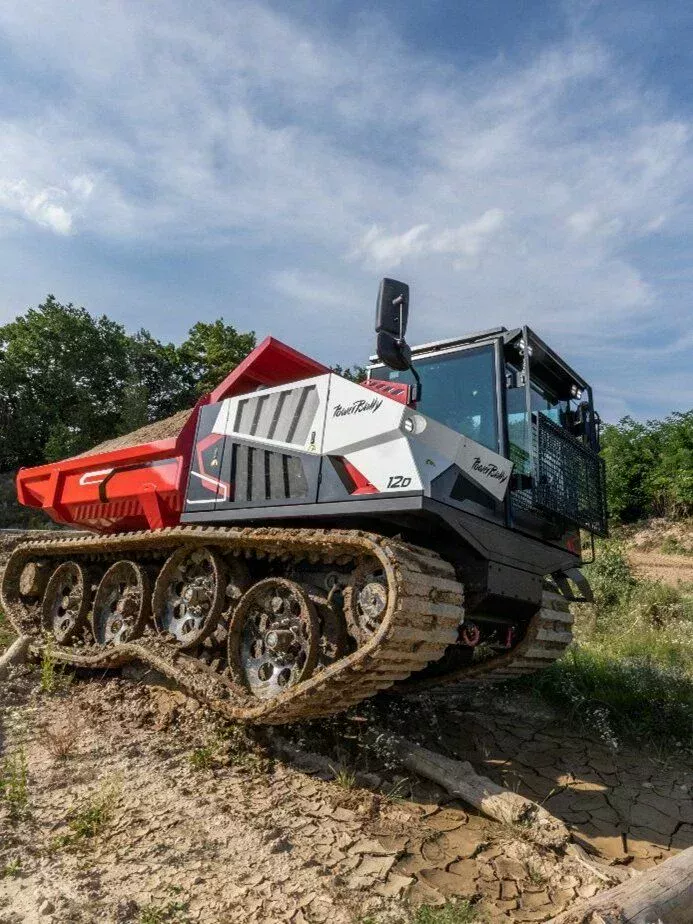 PowerBully Kettennutzfahrzeuge für jede Herausforderung